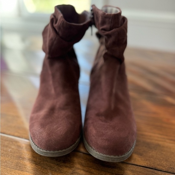 New Directions. Brown Bootie. Slouched look faux suede. Size 8 - Picture 9 of 12